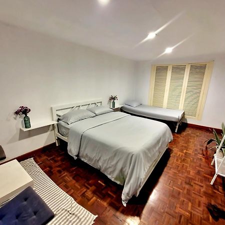 Home16 Sukhumvit16 Bangkok Ngoại thất bức ảnh