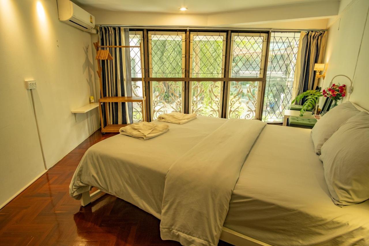 Home16 Sukhumvit16 Bangkok Ngoại thất bức ảnh