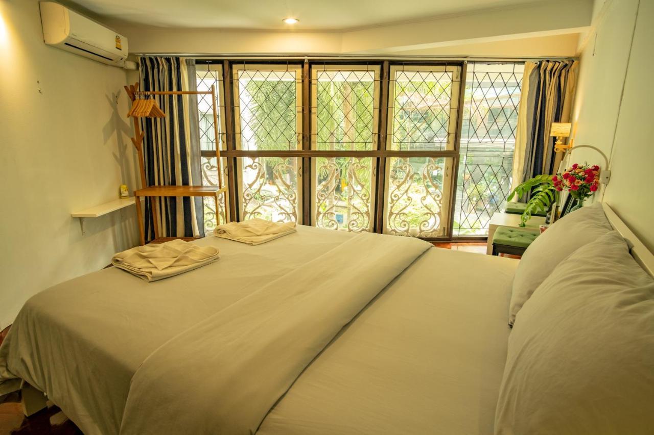 Home16 Sukhumvit16 Bangkok Ngoại thất bức ảnh