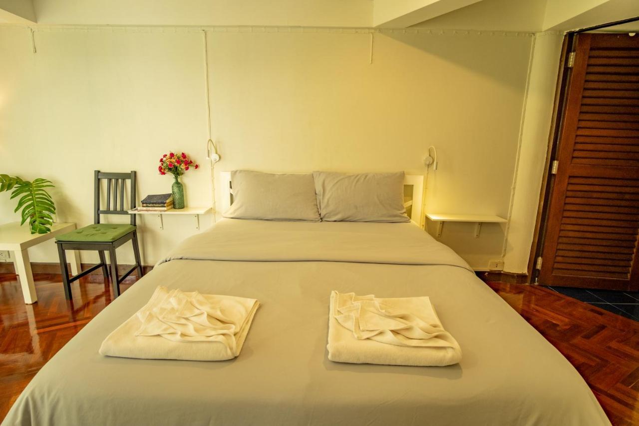Home16 Sukhumvit16 Bangkok Ngoại thất bức ảnh