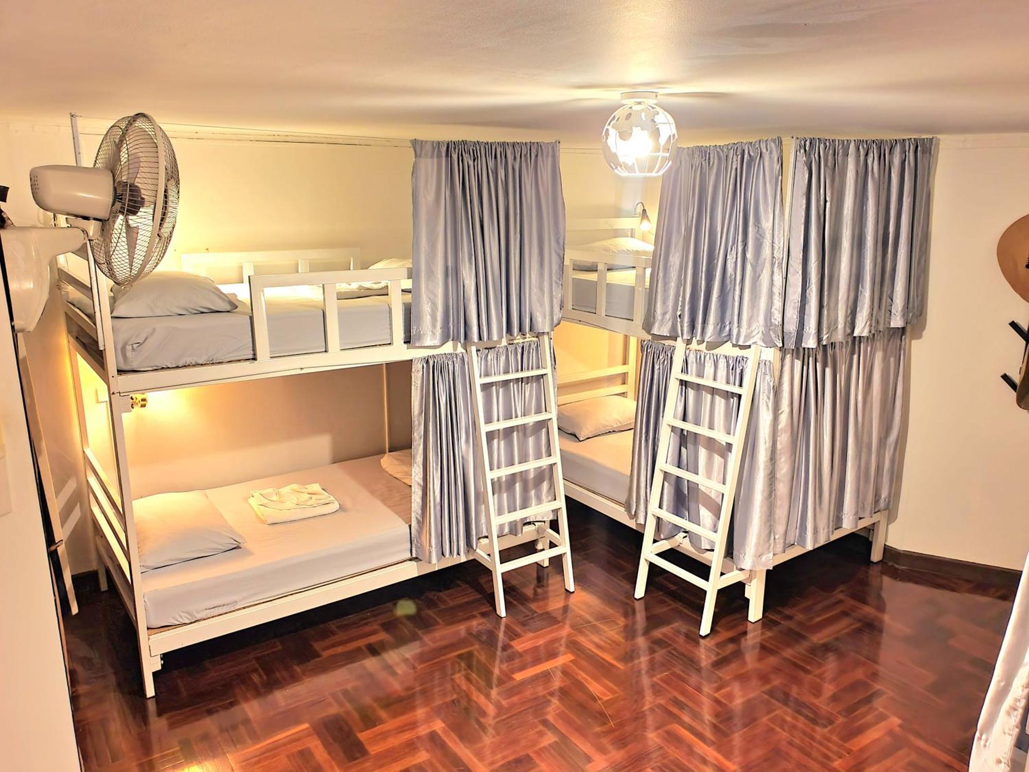 Home16 Sukhumvit16 Bangkok Ngoại thất bức ảnh
