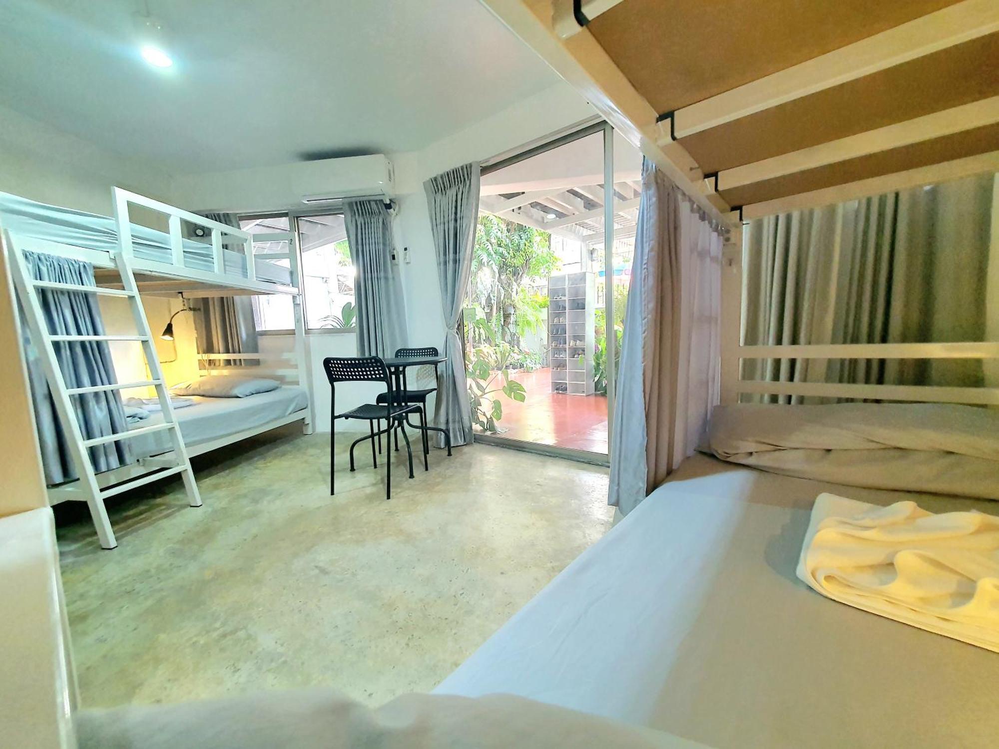 Home16 Sukhumvit16 Bangkok Ngoại thất bức ảnh